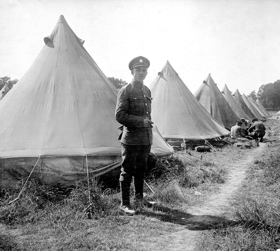 Bell-Tent-With-British-Soldier